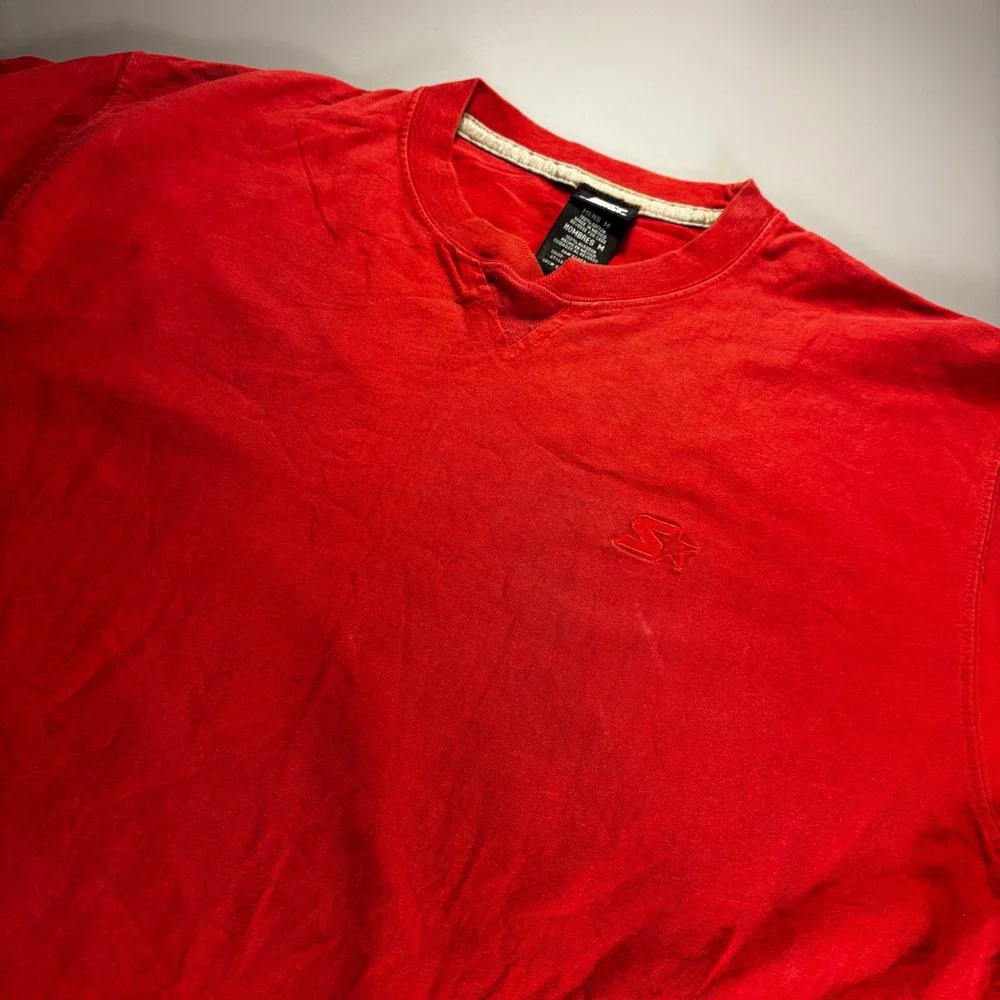 VTG Starter Mens Red Short Sleeve‎ V-Neck T-Shirt Embroidered Logo Casual Medium